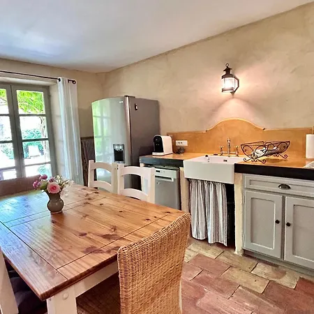 La Maison De Notre Dame 6 *